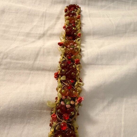 Two's Company Millie Fleur Bracelet - Picture 3 of 6